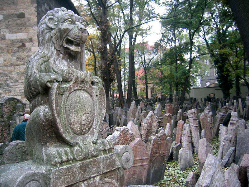 800px-Praha_Jewish_Cemetery_2003