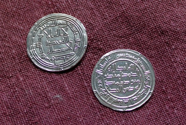 Арабський куфічний дирхем